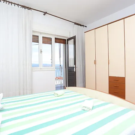 Appartement With Parking Space Sumpetar, Omis - 950