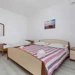 With Parking Space Sumpetar, Omis - 950 Apartment
