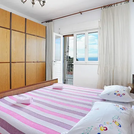 With Parking Space Sumpetar, Omis - 950