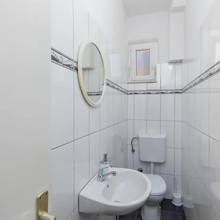 Apartman With Parking Space Sumpetar, Omis - 950 Sumpetar