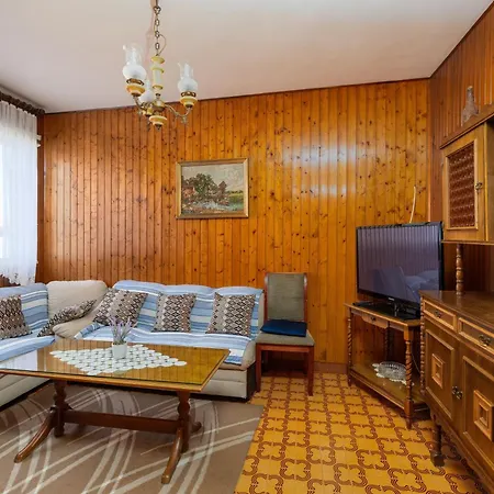 With A Parking Space Sumpetar, Omis - 950 *