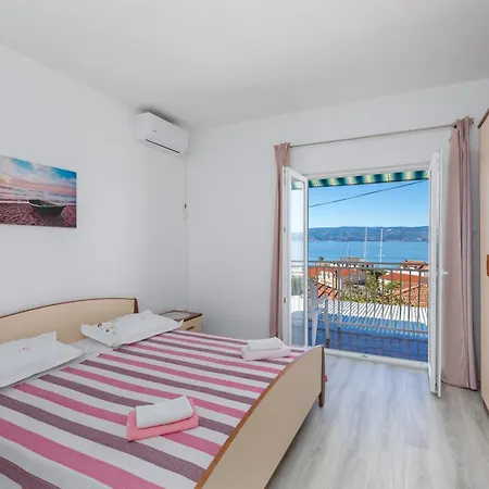 아파트 With A Parking Space Sumpetar, Omis - 950 Sumpetar